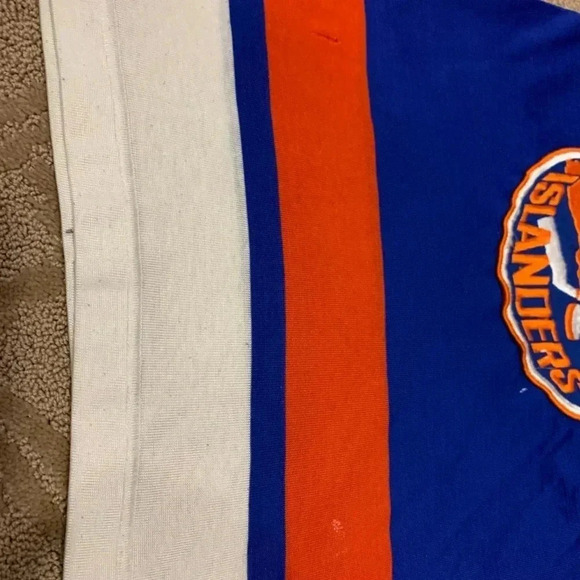 Vintage 80s New York Islanders  NHL Jersey SMALL - Picture 9 of 10